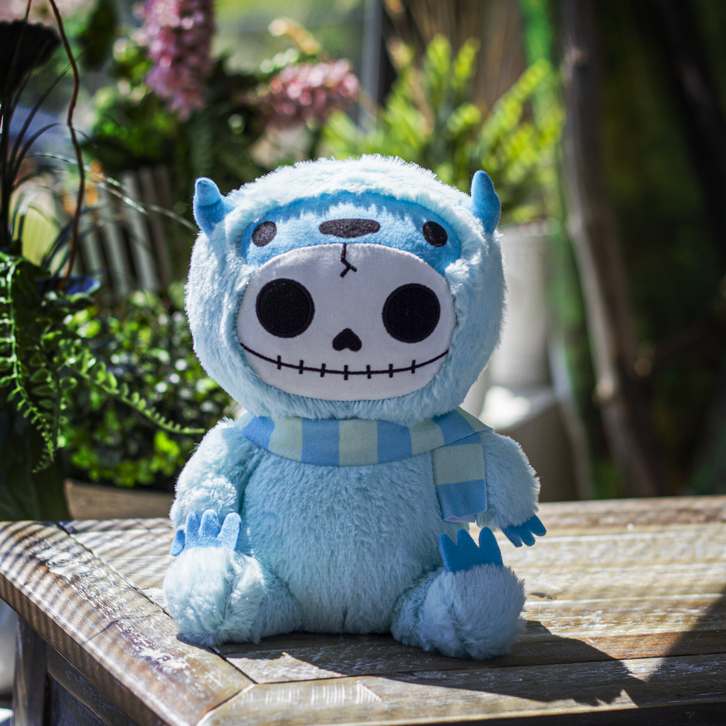 FURRYBONES-YETI PLUSH C/24